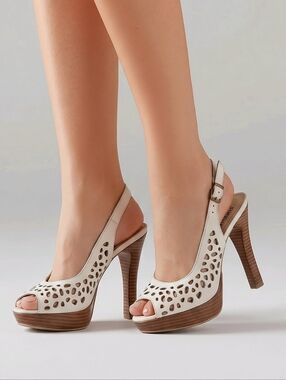 Elegant cream Peep-Toe Heels